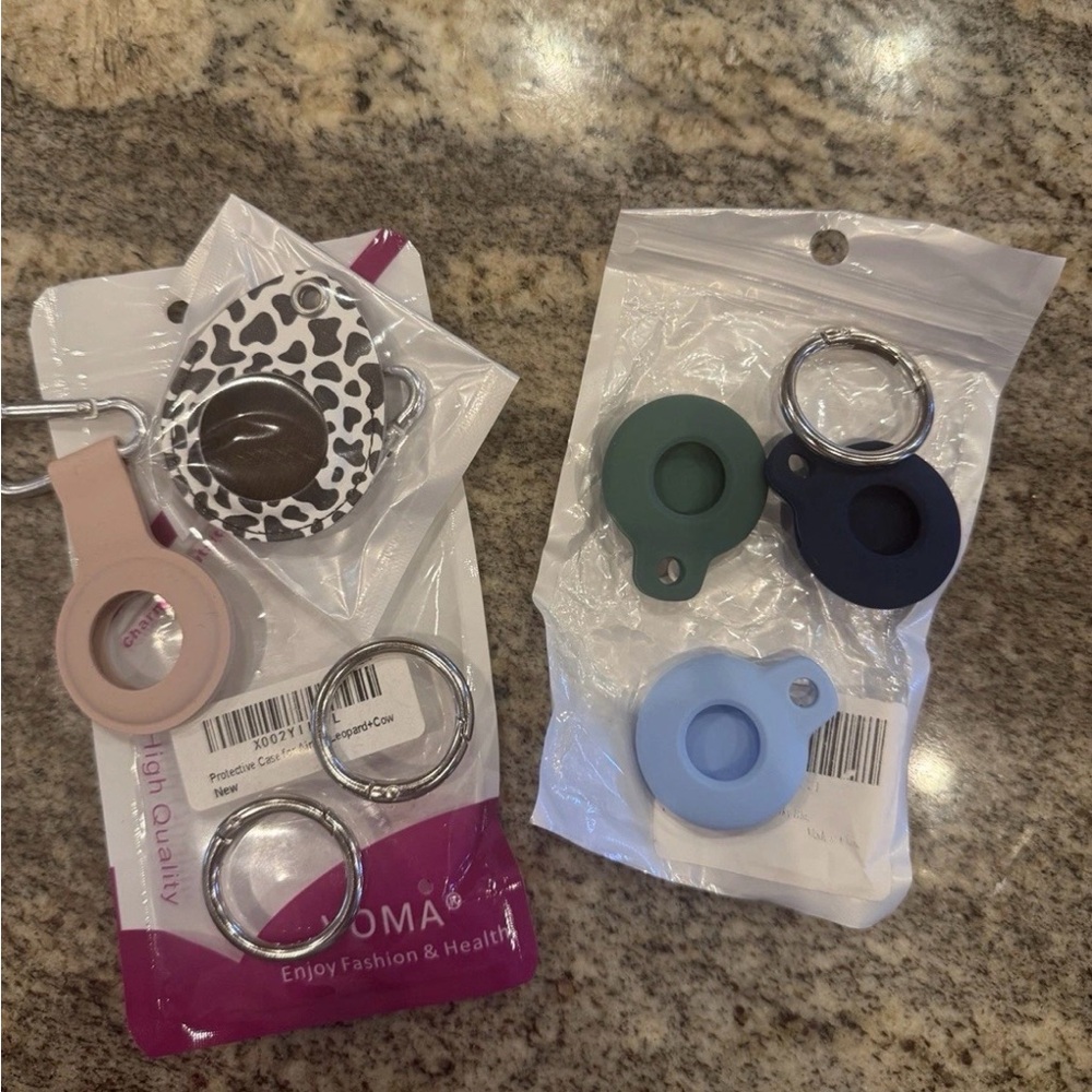 Protective Keychain Holder for AirTag - Multicolor Set
